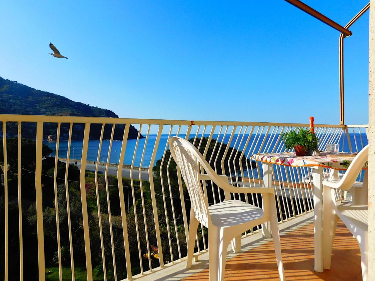 Spazioso Appartamento Vista Mare, Levanto Exterior photo